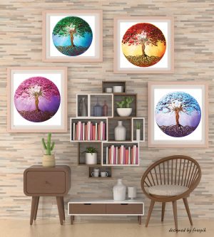 Décoration d'intérieur avec un cadre dans lequel se trouve quatre dessins représentant une femme-arbre de vie avec la floraison de chaque saison