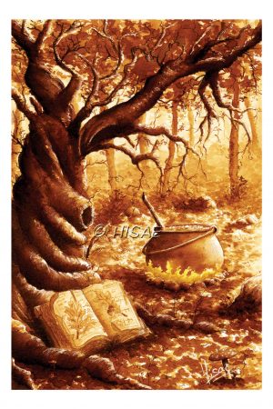 Dessin à l'encre sepia et ocre format carte postale pour Halloween représentant un arbre tordu dans une forêt au pied duquel on voit un grimoire ouvert et, en arrière plan, le chaudron d'une sorcière sur le feu @Ysae illustrations