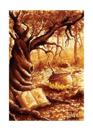 Dessin à l'encre sepia et ocre imprimé pour Halloween représentant un arbre tordu dans une forêt au pied duquel on voit un grimoire ouvert et, en arrière plan, le chaudron d'une sorcière sur le feu @Ysae illustrations